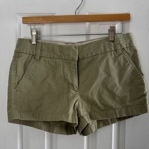 Womens JCrew Shorts. Green. Size 6.
